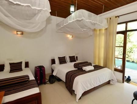 Golden Cabin Ела Екстериор снимка